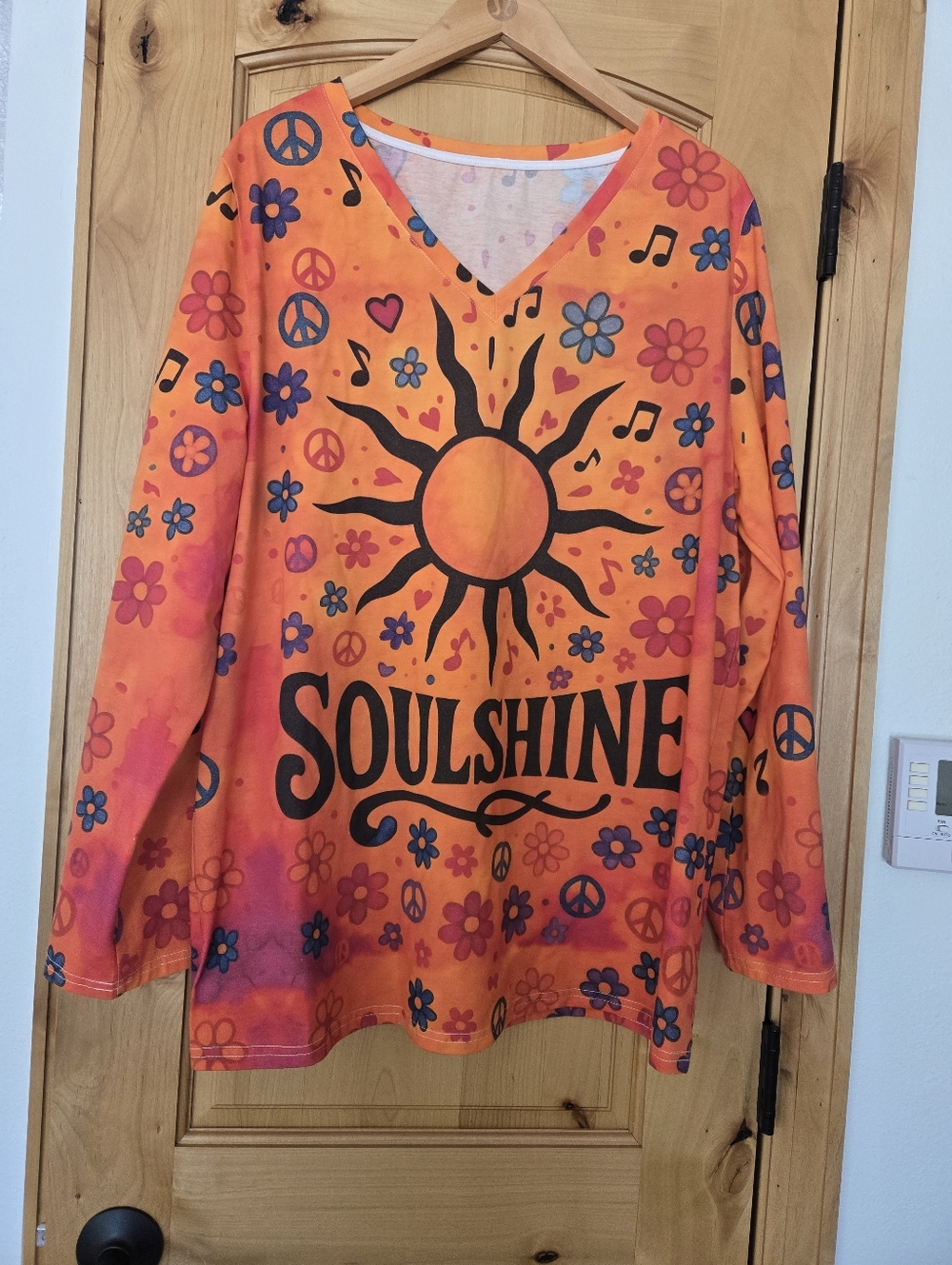 NWOT Womens Festival Bohemian Soulshine Sun Print V-Neck Top XL